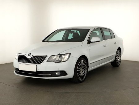 Škoda Superb, 2015 - pohled č. 3
