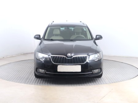 Škoda Superb, 2014 - pohled č. 2
