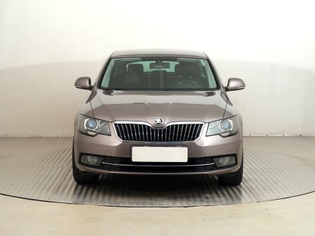 Škoda Superb, 2013 - pohled č. 2