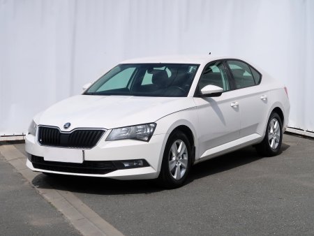 Škoda Superb, 2019 - pohled č. 3