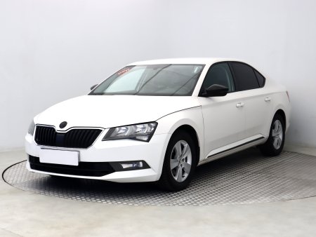 Škoda Superb, 2019 - pohled č. 3