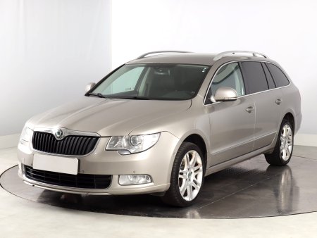 Škoda Superb, 2011 - pohled č. 3