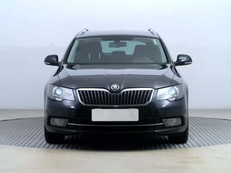 Škoda Superb, 2014 - pohled č. 2