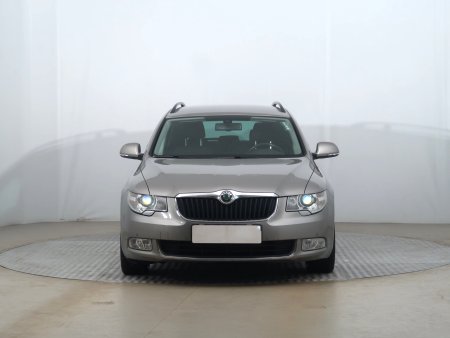 Škoda Superb, 2013 - pohled č. 2
