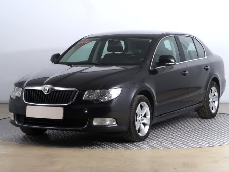 Škoda Superb, 2012 - pohled č. 3