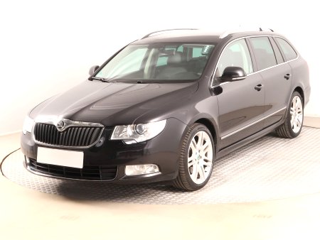 Škoda Superb, 2011 - pohled č. 3