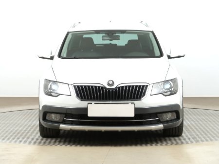 Škoda Superb, 2014 - pohled č. 2