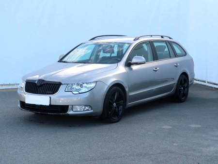 Škoda Superb, 2011 - pohled č. 3