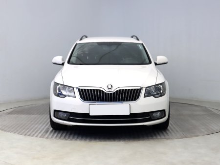 Škoda Superb, 2013 - pohled č. 2