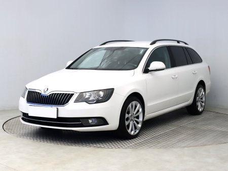 Škoda Superb, 2013 - pohled č. 3
