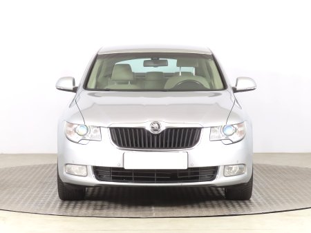 Škoda Superb, 2011 - pohled č. 2