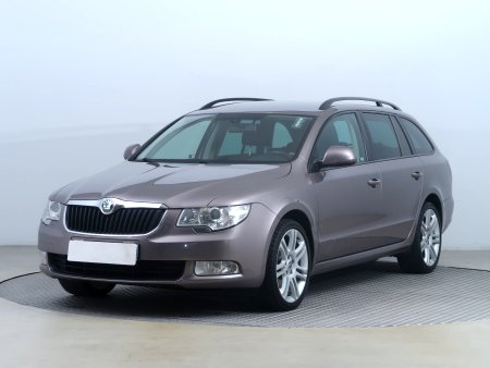 Škoda Superb, 2012 - pohled č. 3