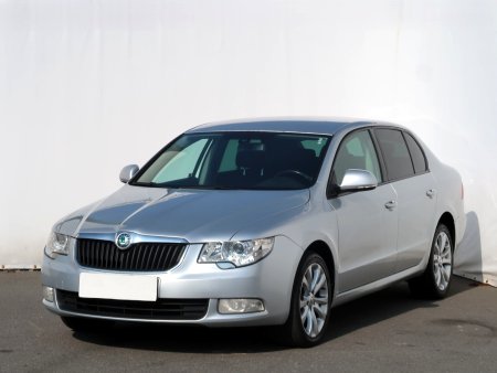 Škoda Superb, 2012 - pohled č. 3