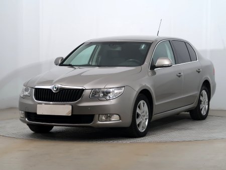 Škoda Superb, 2009 - pohled č. 3