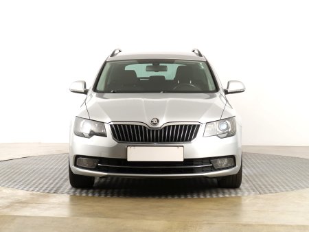 Škoda Superb, 2014 - pohled č. 2