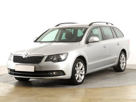 Škoda Superb, 2014 - pohled č. 3