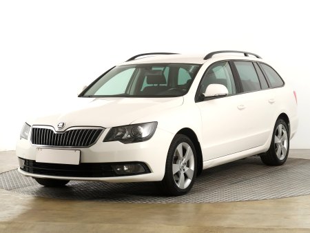 Škoda Superb, 2014 - pohled č. 3
