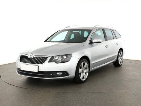 Škoda Superb, 2014 - pohled č. 3