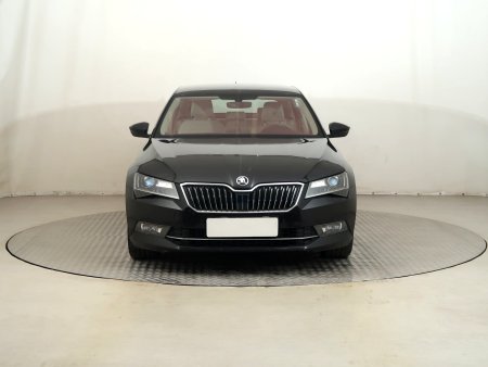 Škoda Superb, 2018 - pohled č. 2