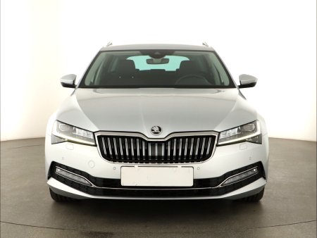 Škoda Superb, 2021 - pohled č. 2