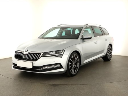 Škoda Superb, 2021 - pohled č. 3
