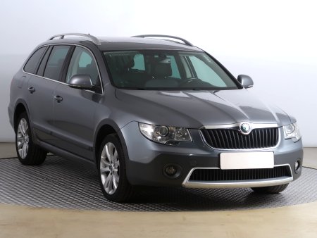 Škoda Superb, 2012