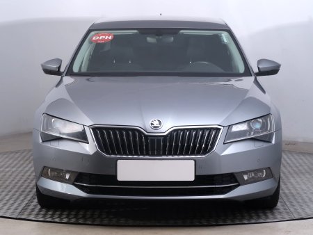 Škoda Superb, 2018 - pohled č. 2