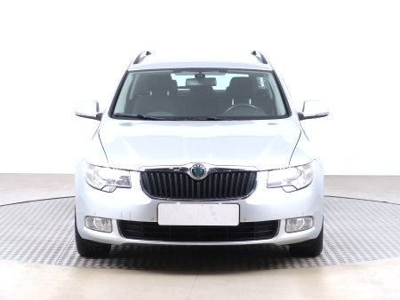 Škoda Superb, 2012 - pohled č. 2