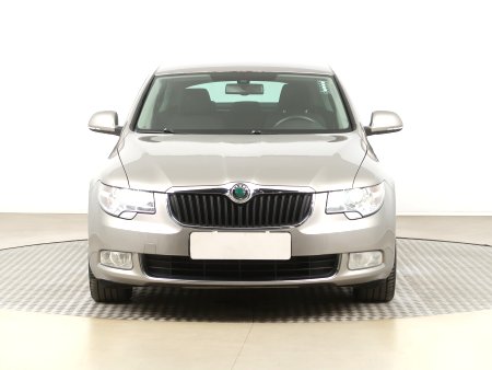 Škoda Superb, 2013 - pohled č. 2