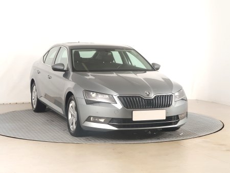 Škoda Superb, 2016