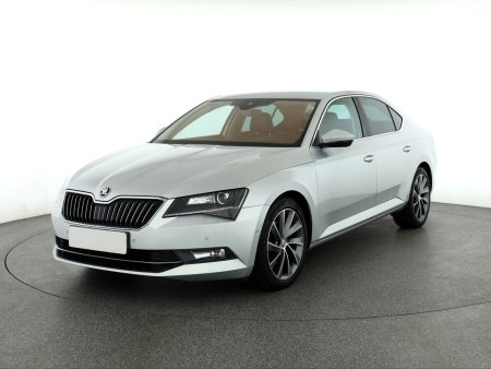 Škoda Superb, 2017 - pohled č. 3