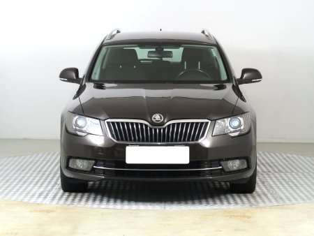 Škoda Superb, 2014 - pohled č. 2