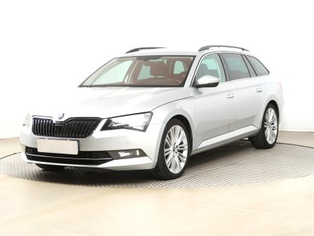 Škoda Superb, 2018 - pohled č. 3