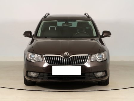 Škoda Superb, 2014 - pohled č. 2