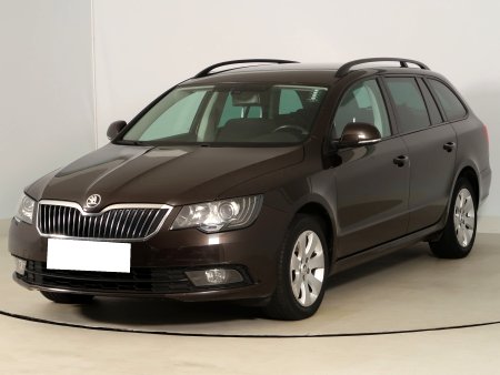 Škoda Superb, 2014 - pohled č. 3