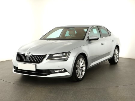 Škoda Superb, 2017 - pohled č. 3