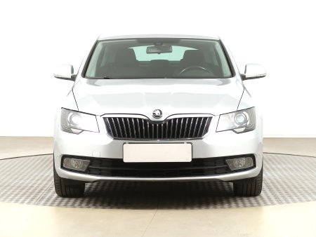 Škoda Superb, 2014 - pohled č. 2