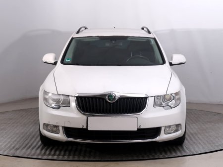 Škoda Superb, 2012 - pohled č. 2
