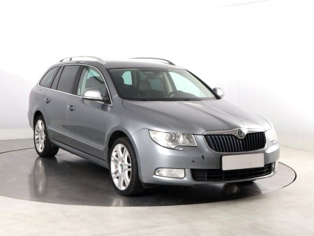 Škoda Superb, 2011