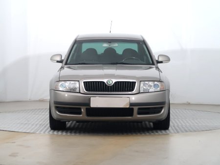 Škoda Superb, 2008 - pohled č. 2