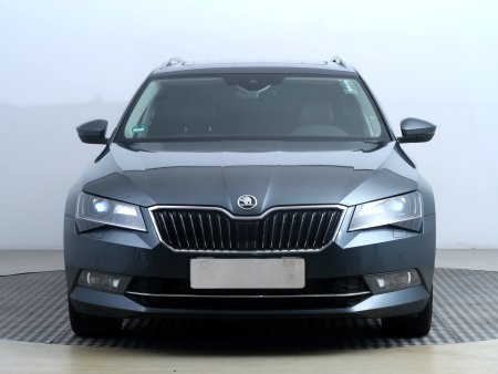 Škoda Superb, 2019 - pohled č. 2