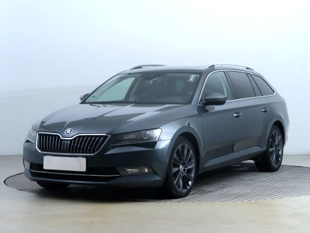 Škoda Superb, 2019 - pohled č. 3