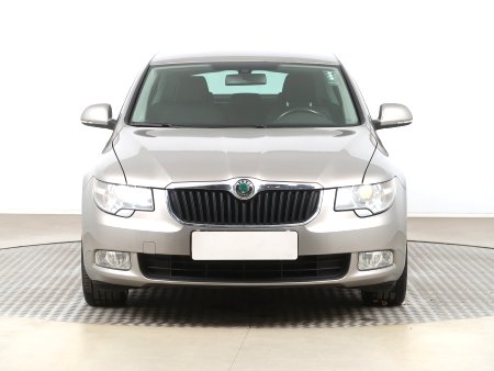Škoda Superb, 2012 - pohled č. 2