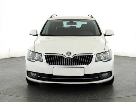 Škoda Superb, 2014 - pohled č. 2