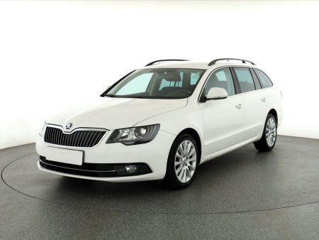 Škoda Superb, 2014 - pohled č. 3