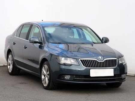 Škoda Superb, 2015