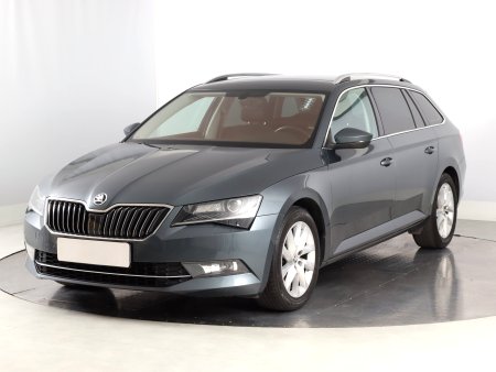Škoda Superb, 2019 - pohled č. 3