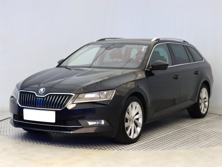 Škoda Superb, 2018 - pohled č. 3