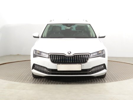Škoda Superb, 2021 - pohled č. 2