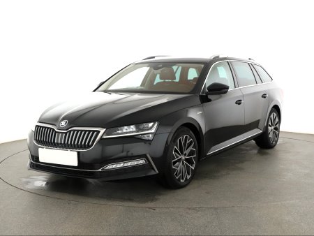 Škoda Superb, 2021 - pohled č. 3